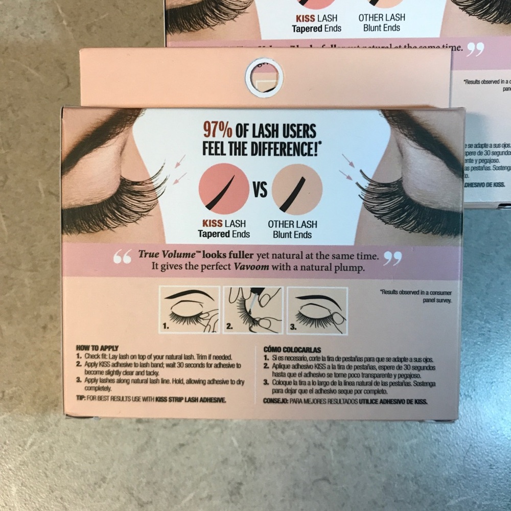 KISS True Volume Ritzy False Lashes - Picture 4 of 4